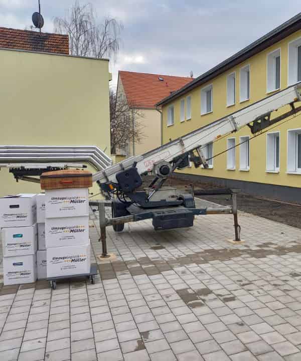 Möbellift in Bremen für den Firmenumzug 